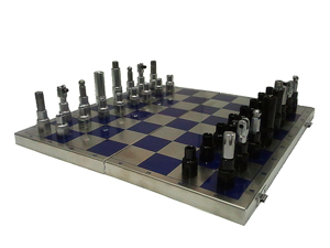 Автомастер: иллюстрация к новостям о поставках оборудования для автосервиса, металлической мебели, слесарного инструмента, пневмоинструмента и электроинструмента.