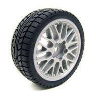 Фото: Инструмент для замены колес