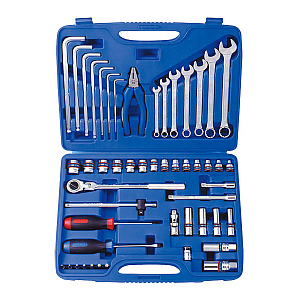 Наборы инструмента для авто в чемодане