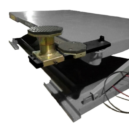Подъемник ножничный пневматический, 2,5 тонны, с поворотными лапами KRAFTWELL KRW260B