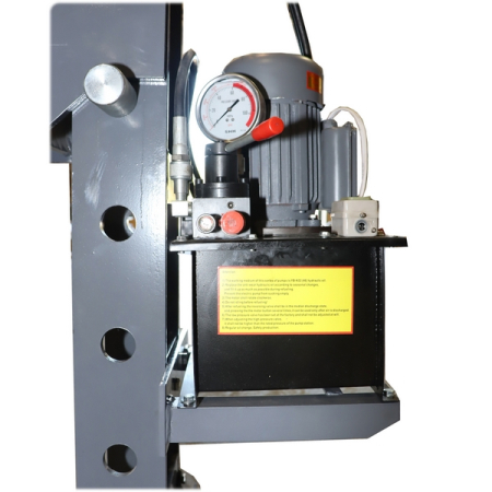 Пресс гидравлический с электрическим приводом, напольный, 100 т, KRAFTWELL KRWPR100B