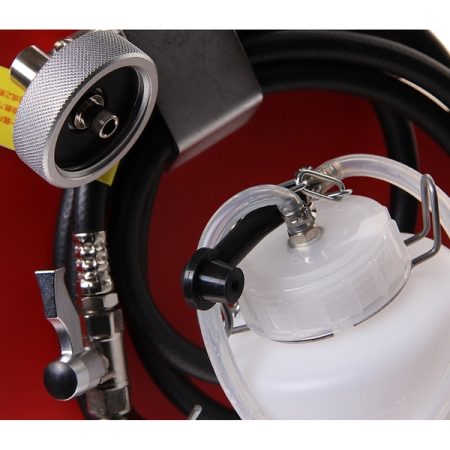 Приспособление для прокачки тормозов с электроприводом JTC-6990