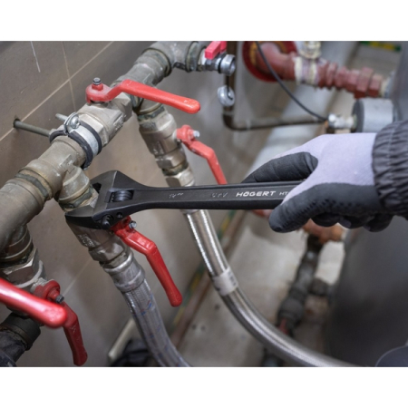 Разводной ключ 200 мм HOEGERT HT1P566