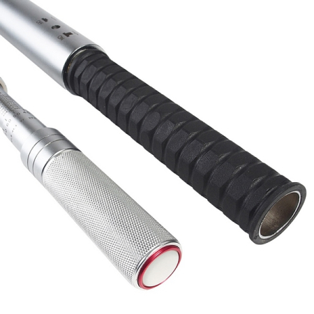 Ключ динамометрический 1" 400-2000Нм 1980мм JTC-7668