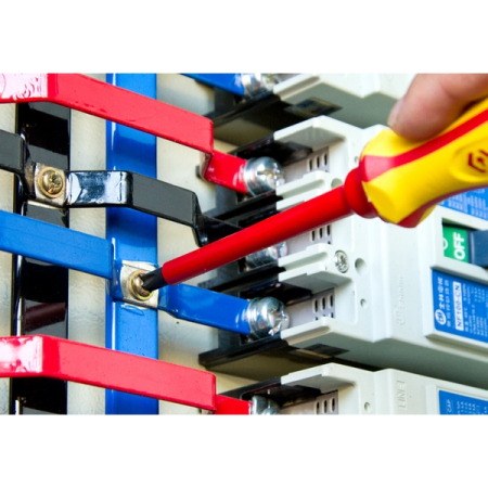 Отвертка комбинированная Slotted/Phillips №1, 100 мм, диэлектрическая KING TONY 147E0104