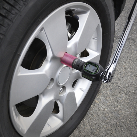 Динамометрический адаптер цифровой 3/8", 27-135 Нм, TOPTUL DTA-135N