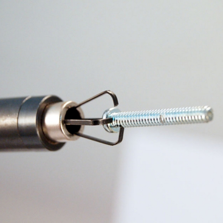 KING TONY 2129-24 Захват магнитный на гибком стержне 640 мм, подсветка