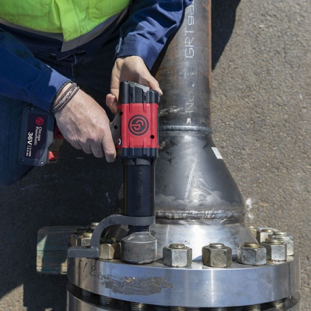 Гайковерт мультипликаторный аккумуляторный, квадрат 3/4 дюйма, 300-1300 Нм, 36 В, комплект, Chicago Pneumatic CP8613C