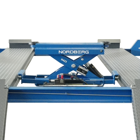 Nordberg 4445J_M2B(M) Подъемник 4-стоечный электрогидравлический, 4.5т, ручная траверса 2т, мех.снятие, 380В, синий