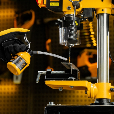 Масленка-нагнетатель металлическая, 0,2 л, гибкий наконечник DENZEL 53240