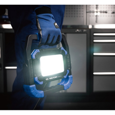 KING TONY 9TA421A Фонарь-прожектор светодиодный, 60 элементов, 220 В KING TONY 9TA421A Фонарь-прожектор светодиодный, 60 элементов, 220 В