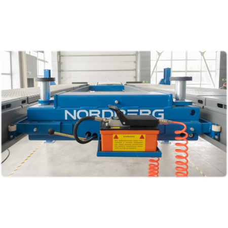 NORDBERG N433BA Траверса пневмогидравлическая, 3,2 т, синяя