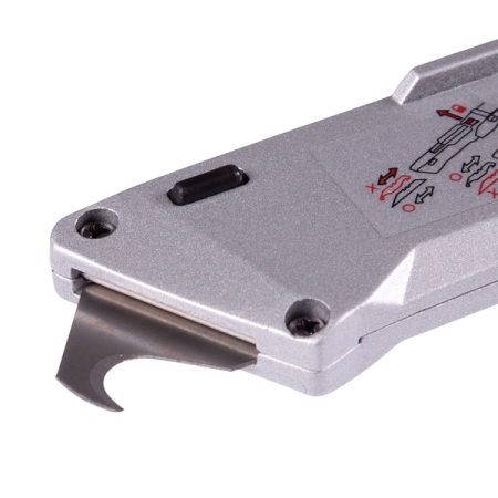 KING TONY 7945-07 Нож со сменными трапециевидными лезвиями 2-в-1, 19 мм, складной