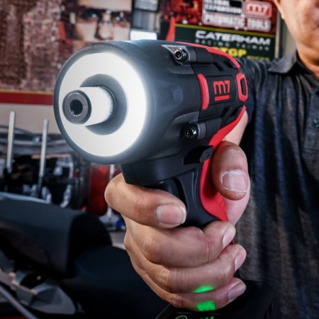 Шуруповерт аккумуляторный ударный 18 В, 203 Нм, MIGHTY SEVEN DS-201