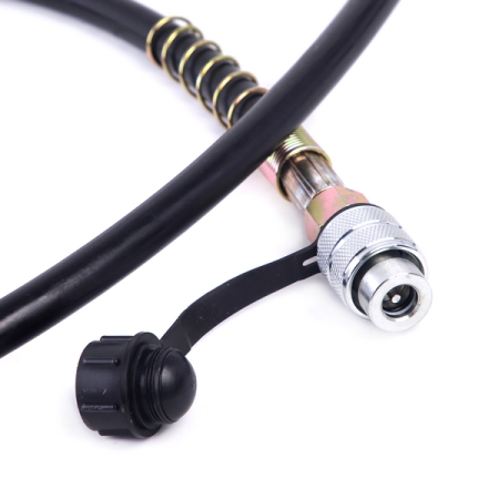 Шланг гидравлический 1,5м, 700Бар, 3/8xМ24 Car-Tool CT-3037H