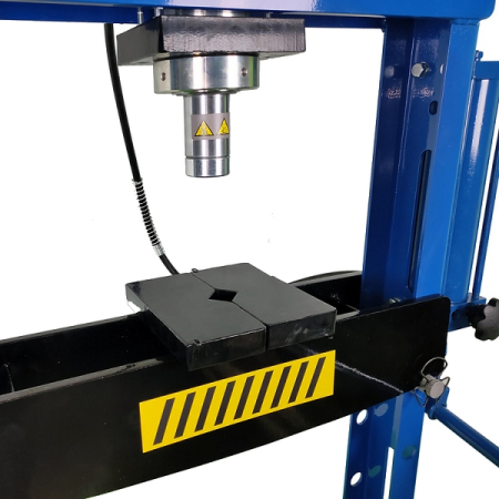 Пресс гидравлический с ручным приводом, 20 т, AE&T T61220T