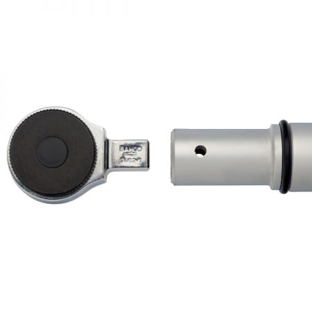 BAHCO IZO-D-200 Электронный динамометрический ключ со сменной головкой 14x18 мм, 1/2 дюйма, 20-200 Нм